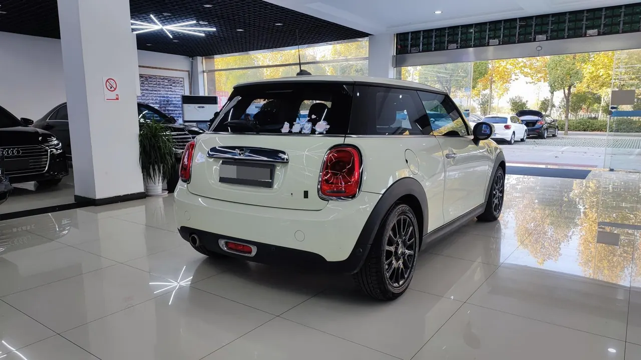 MINI Mini 5-Door (Imported) 2020 Mini One 1.5T Automatic Gear 7