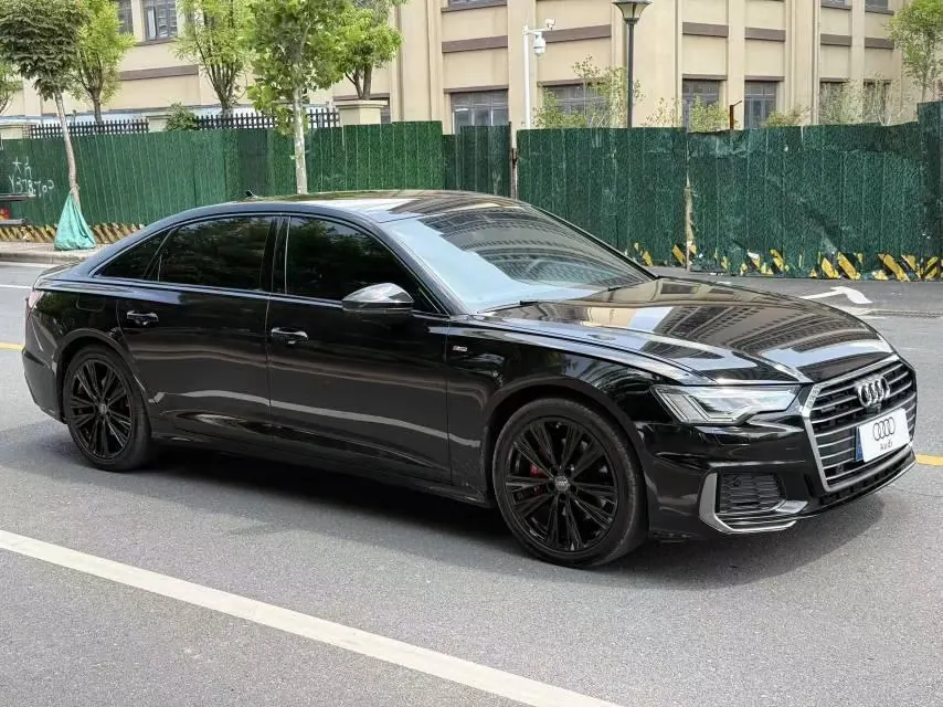 Audi 2020 A6L 2.0TFSI 45TFSI Quattro Selected Dynamic Automatic 3