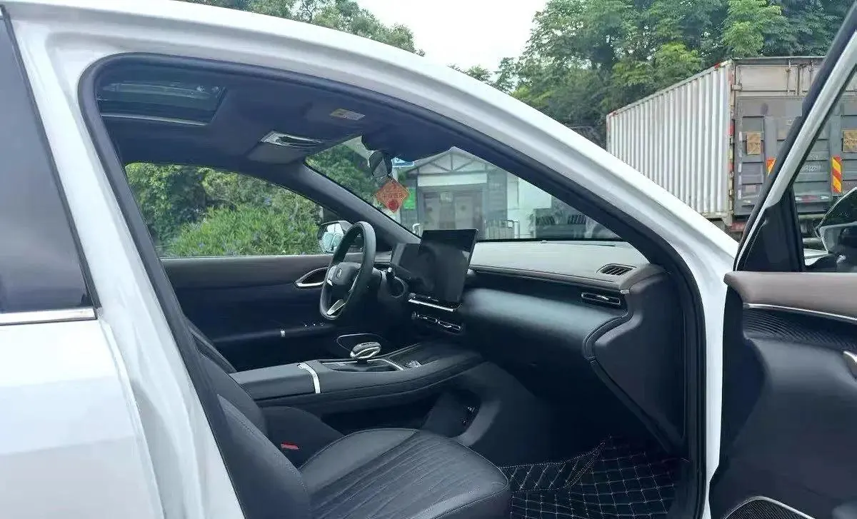 ChangAn 2026 Eado 1.5T 500Bar Smart Luxury Automatic 3