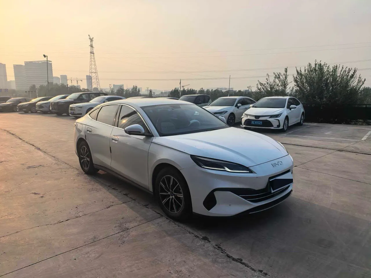 BYD 2024 seal 06 DM-i 1.5 stepless 80KM noble automatic gear 3