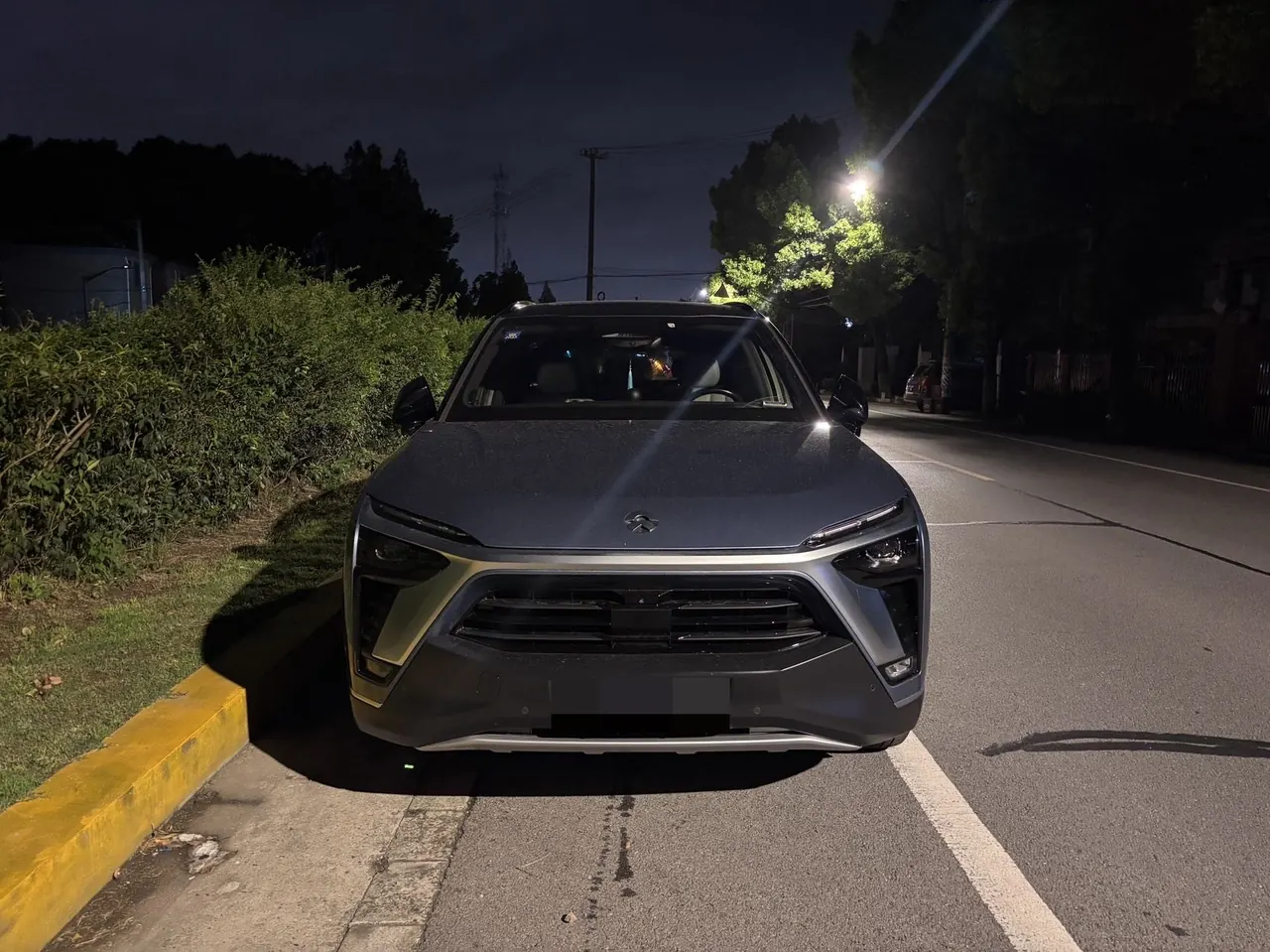 NIO 2020 ES8 Signature Edition 450KM 7-seat Edition Automatic Gear 2