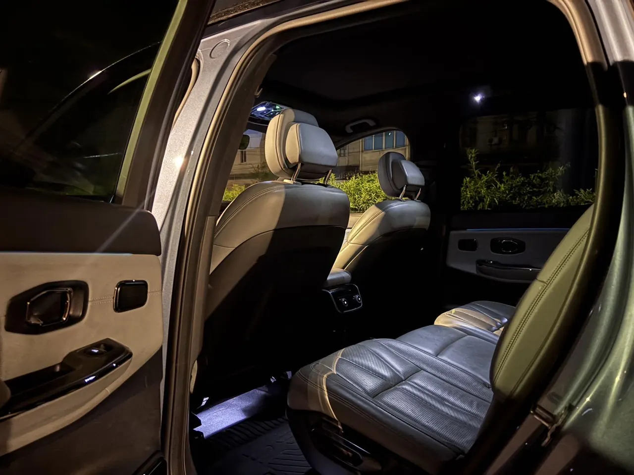 NIO 2020 ES8 Signature Edition 450KM 7-seat Edition Automatic Gear 7