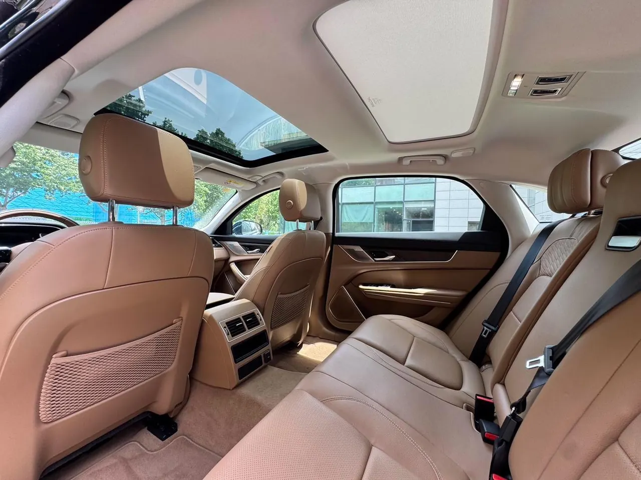Jaguar 2024 XFL 2.0T P 12500.00g Drive Enjoy Deluxe Edition Automatic Gear 13