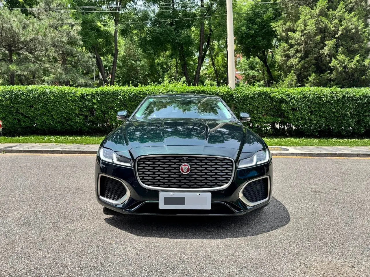 Jaguar 2024 XFL 2.0T P 12500.00g Drive Enjoy Deluxe Edition Automatic Gear 2