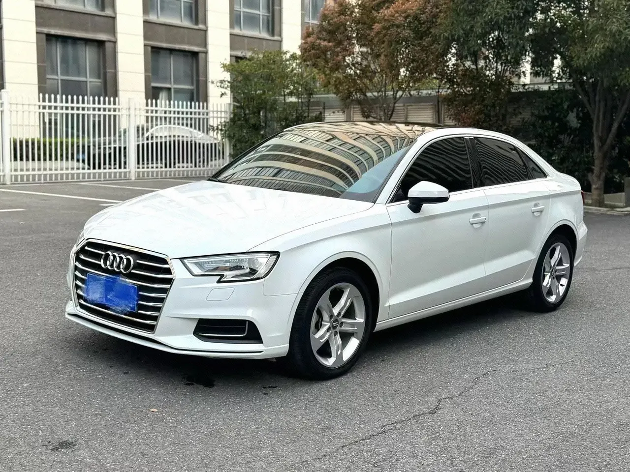 Open image lightbox: Audi 2020 A3 Limousine 1.4TFSI 35TFSI aggressive automatic gear