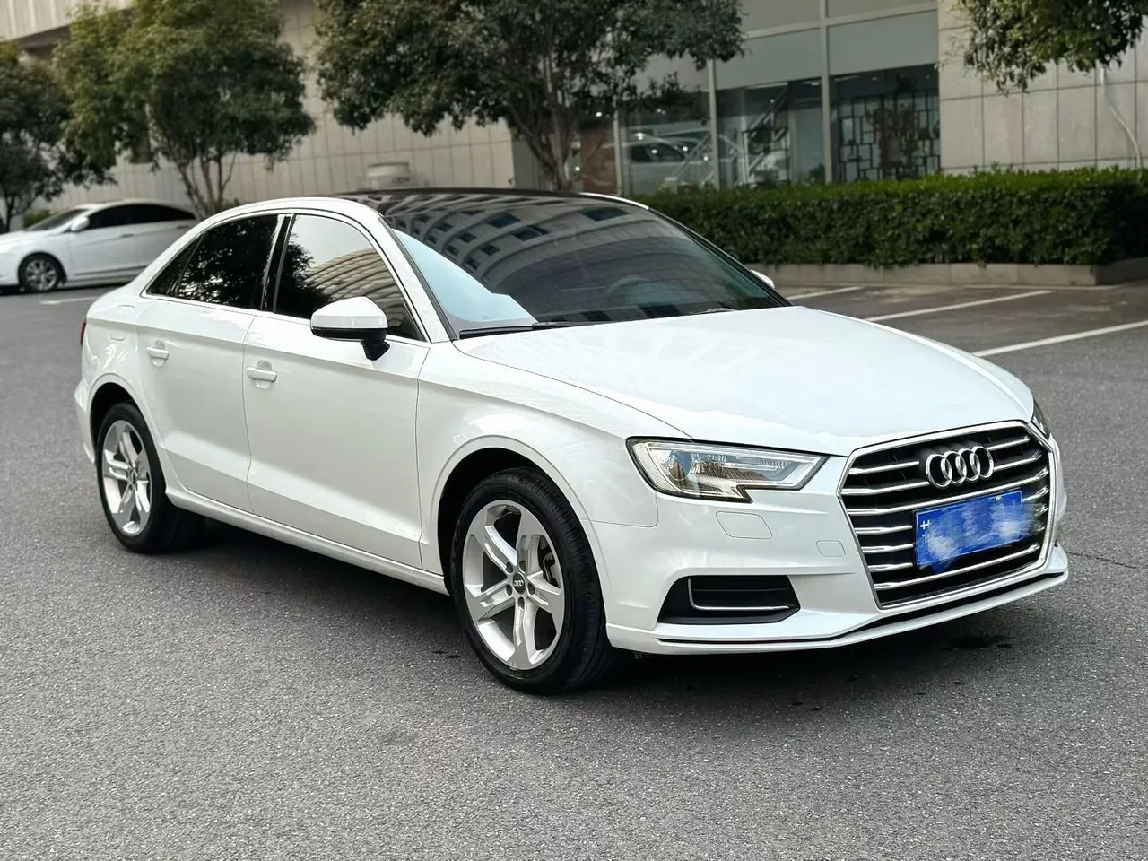 Audi 2020 A3 Limousine 1.4TFSI 35TFSI aggressive automatic gear 3