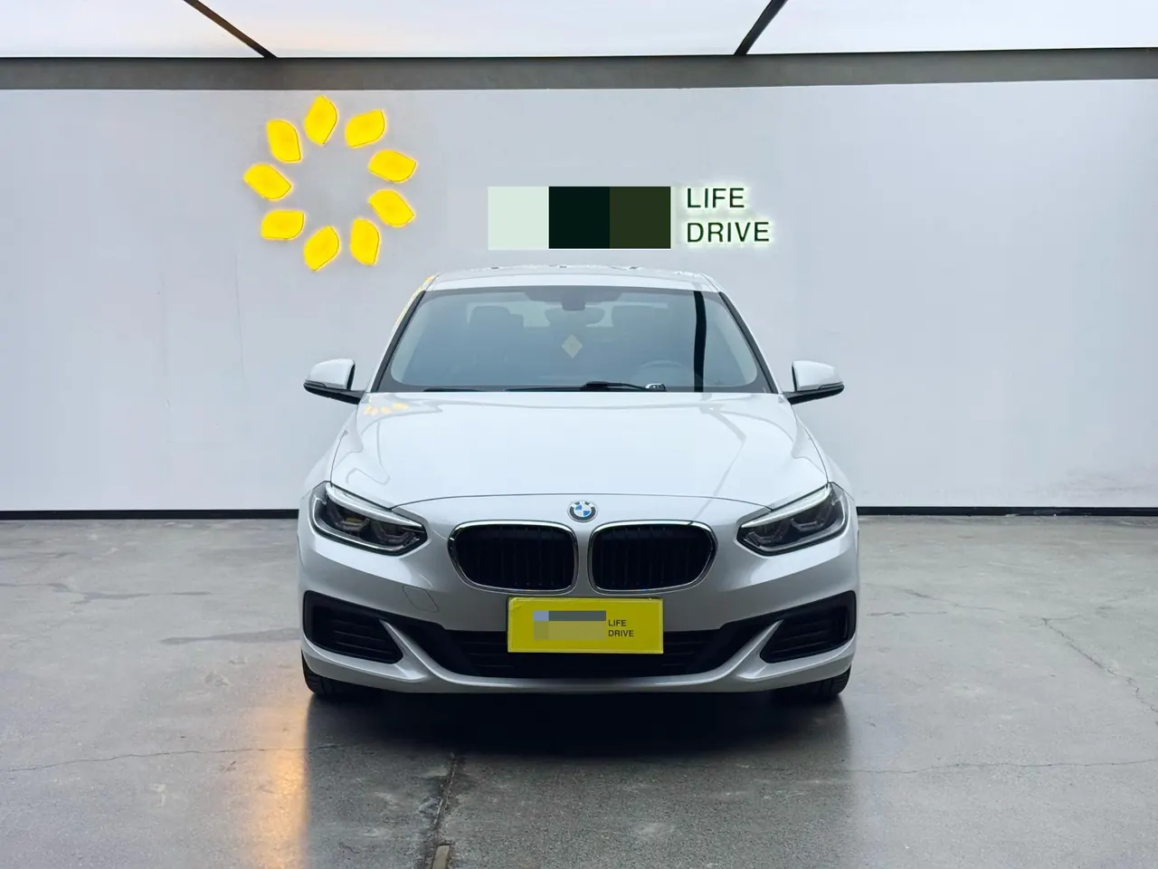 BMW 1 Series 2020 120i 1.5T Fashion Automatic 2