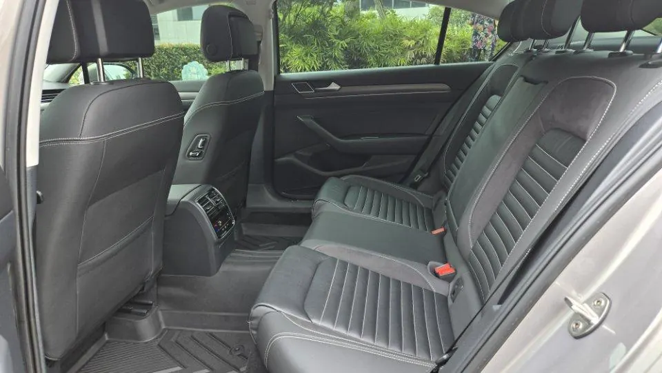Volkswagen 2020 Magotan 2.0TSI 330TSI Leading Automatic 5