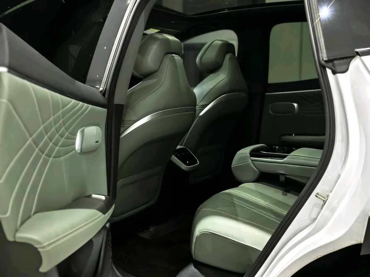 ChangAn Deepal 2024 S 07 285Max Dry Kun Smart Drive ADS SE Range-extended Automatic Gear 8