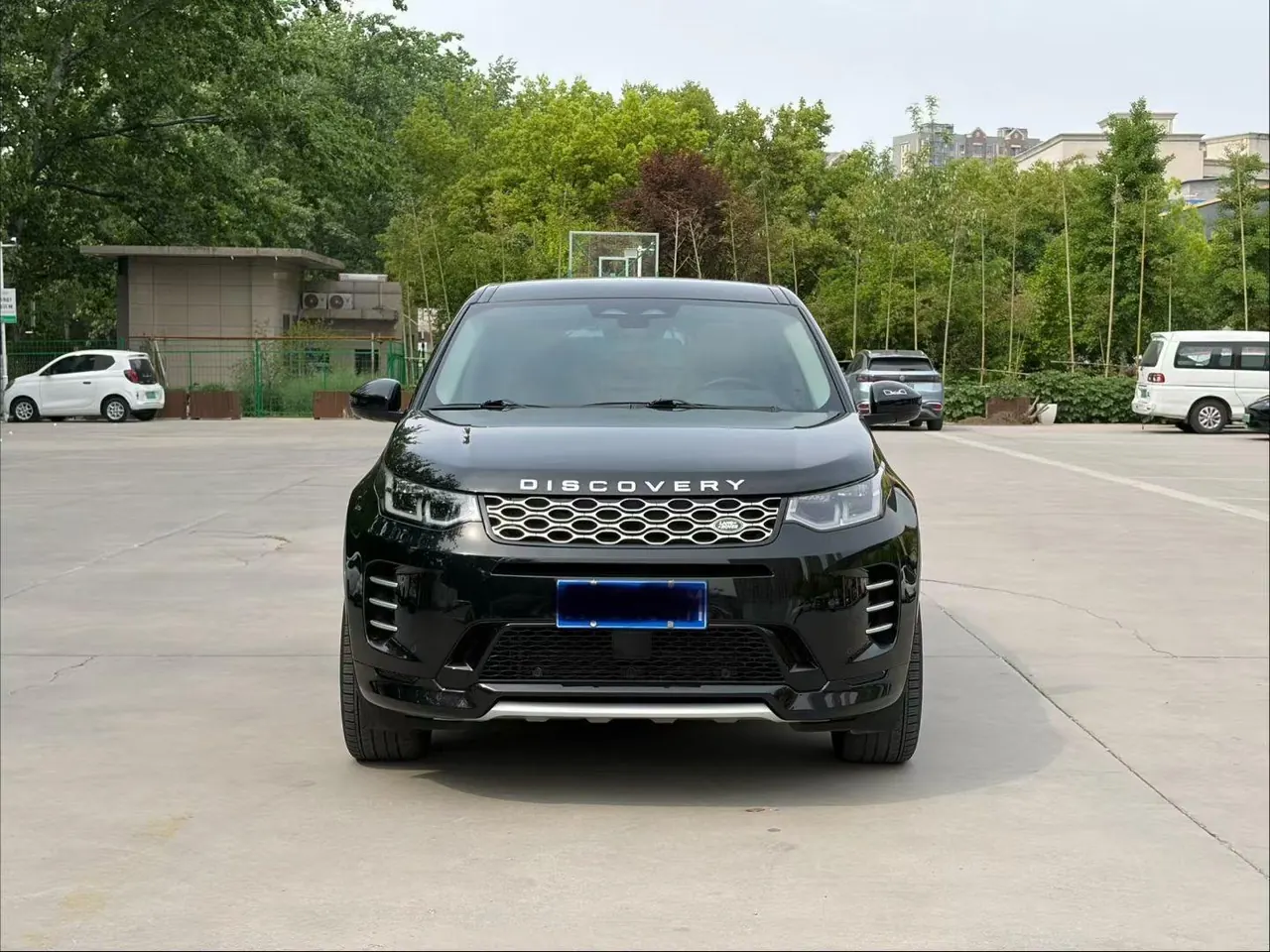 Land Rover 2024 Discovery Sports Edition 48V 2.0T Performance Technology Edition Automatic Gear 2