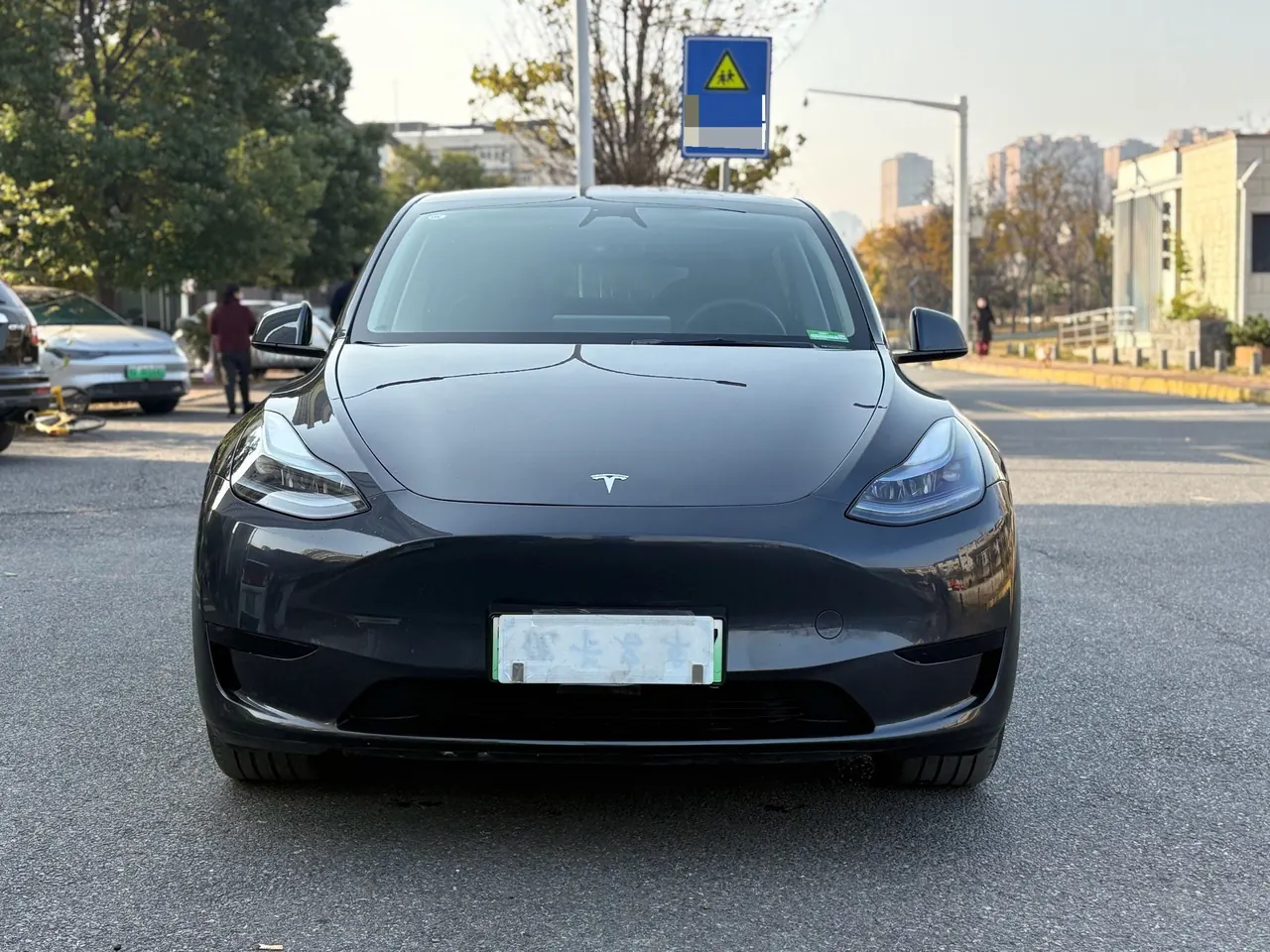 Tesla 2023 Model Y rear-wheel drive version automatic transmission 3