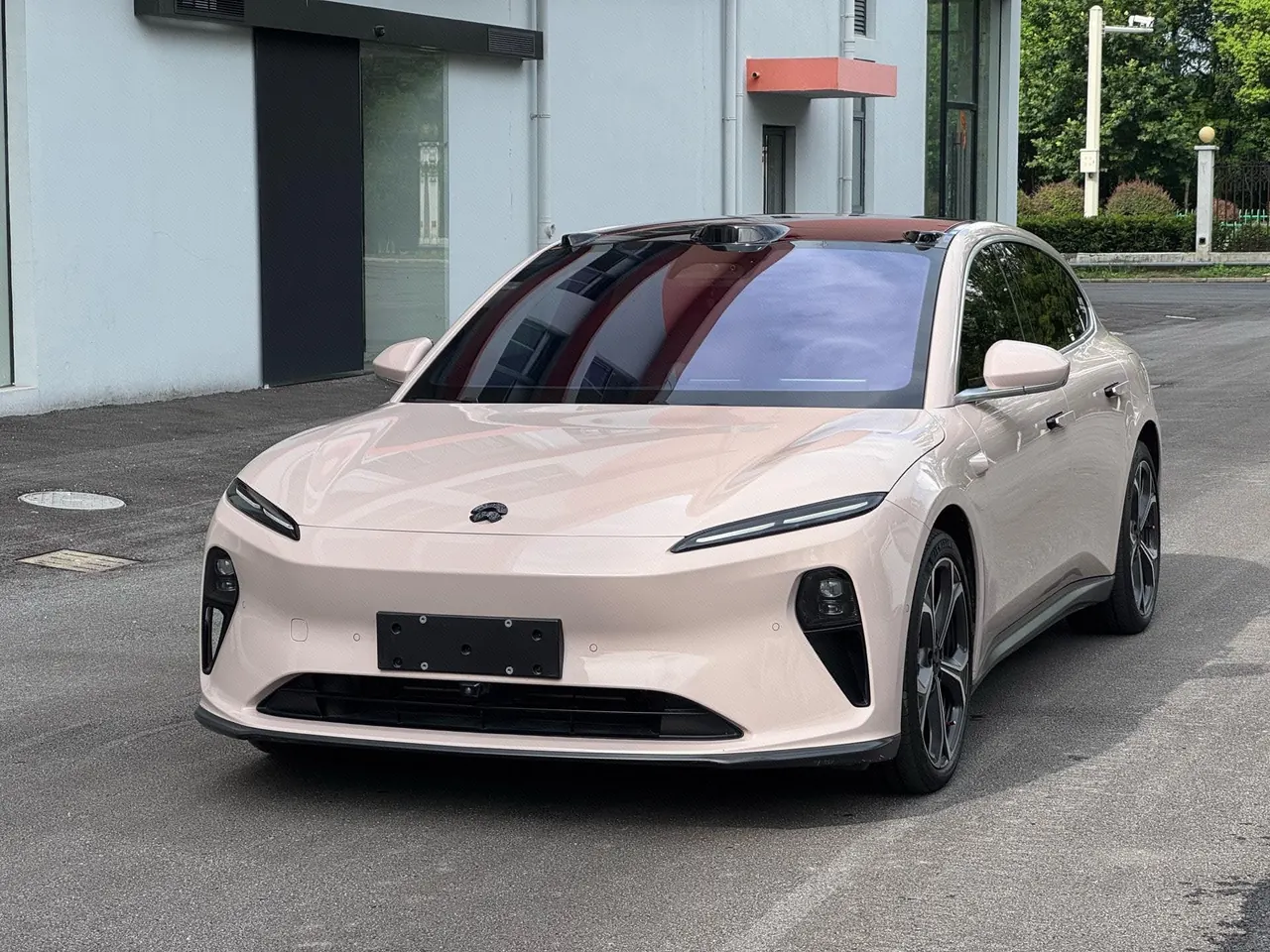 Open image lightbox: NIO 2024 ET5T 75kWh Touring automatic