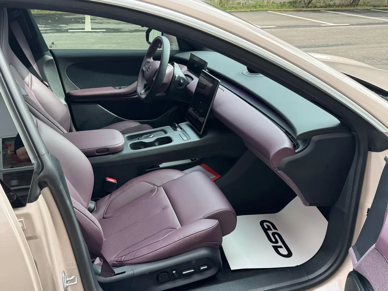 NIO 2024 ET5T 75kWh Touring automatic 7