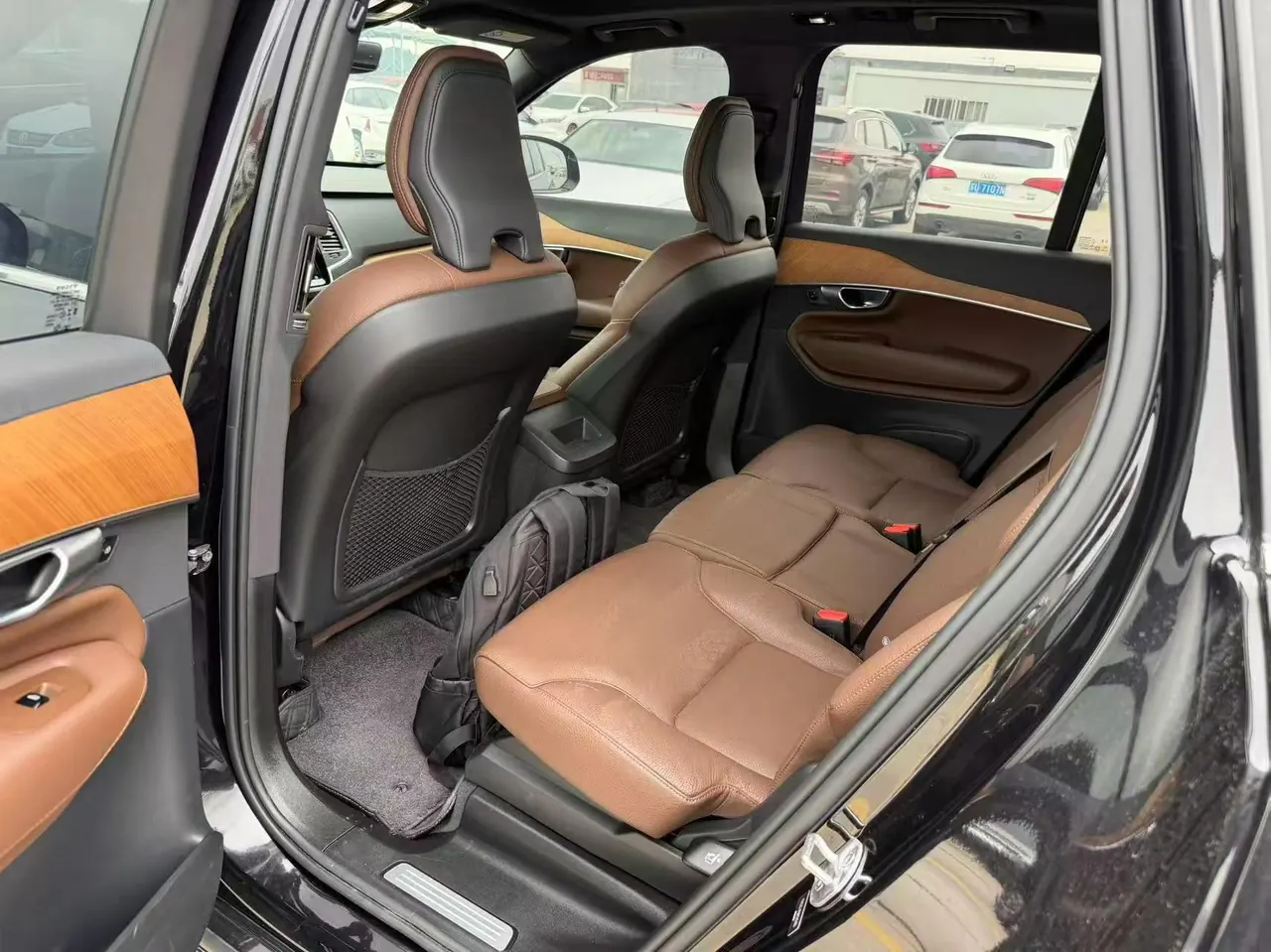 Volvo XC90 (Imported) 2024 XC90 48V 2.0T B5 Zhixing Deluxe Edition 5-seat Automatic Gear 6