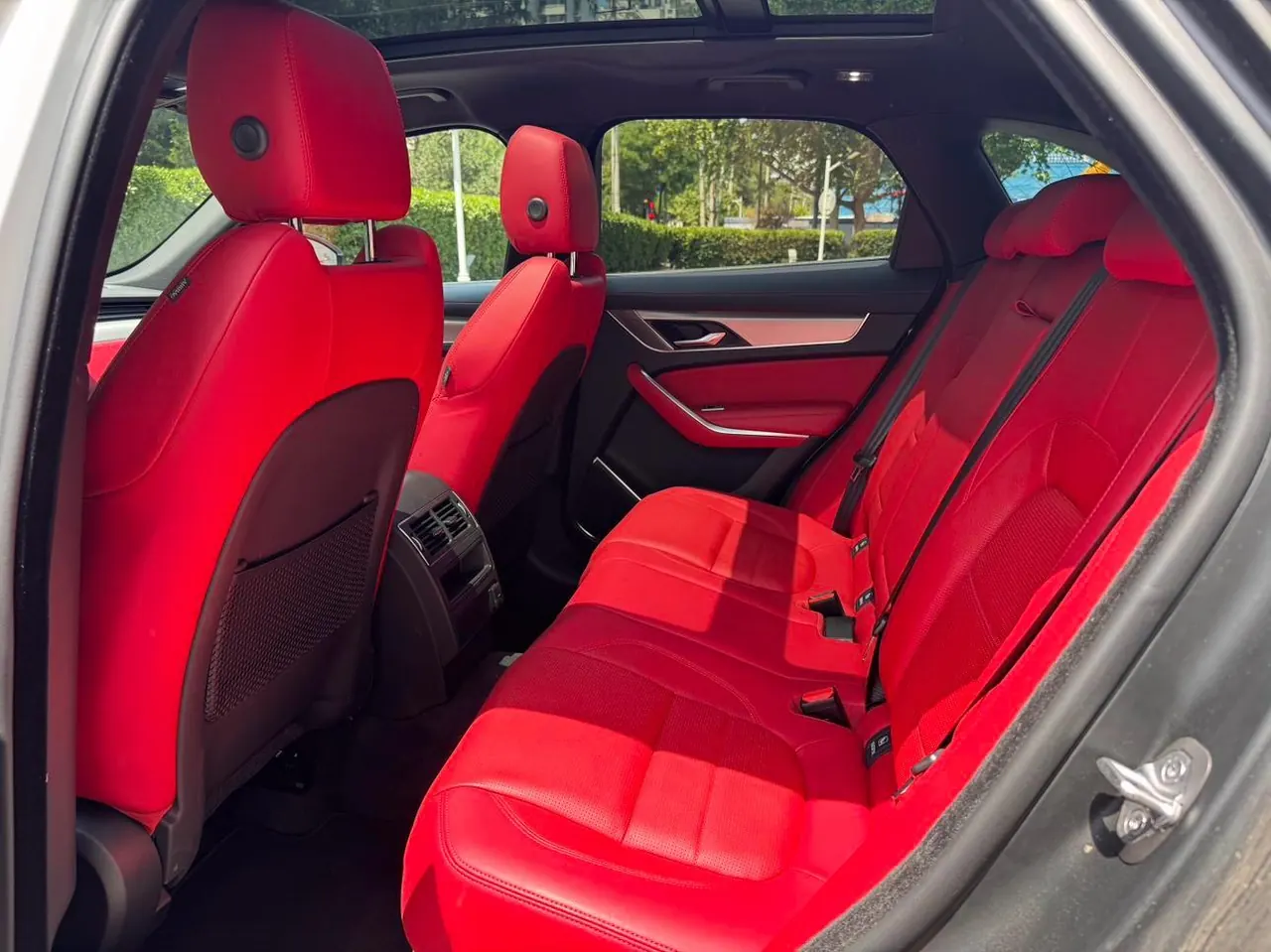 Jaguar F-PACE (Imported) 2024 F-PACE 2.0T P250 R-Dynamic SE Automatic Gear 13