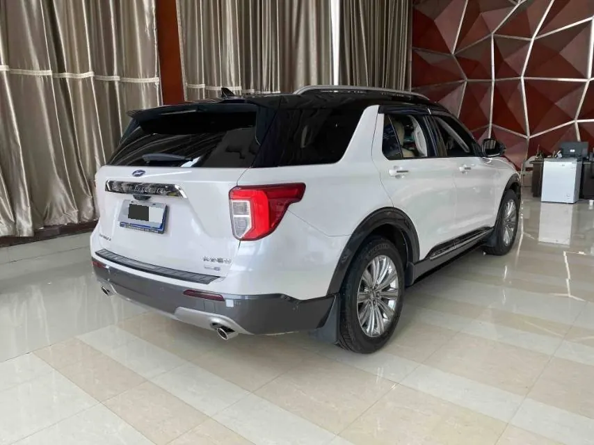 Ford 2020 Explorer 2.3T EcoBoost 285 Four-wheel Drive Titanium Edition 6-seat Automatic Gear 3