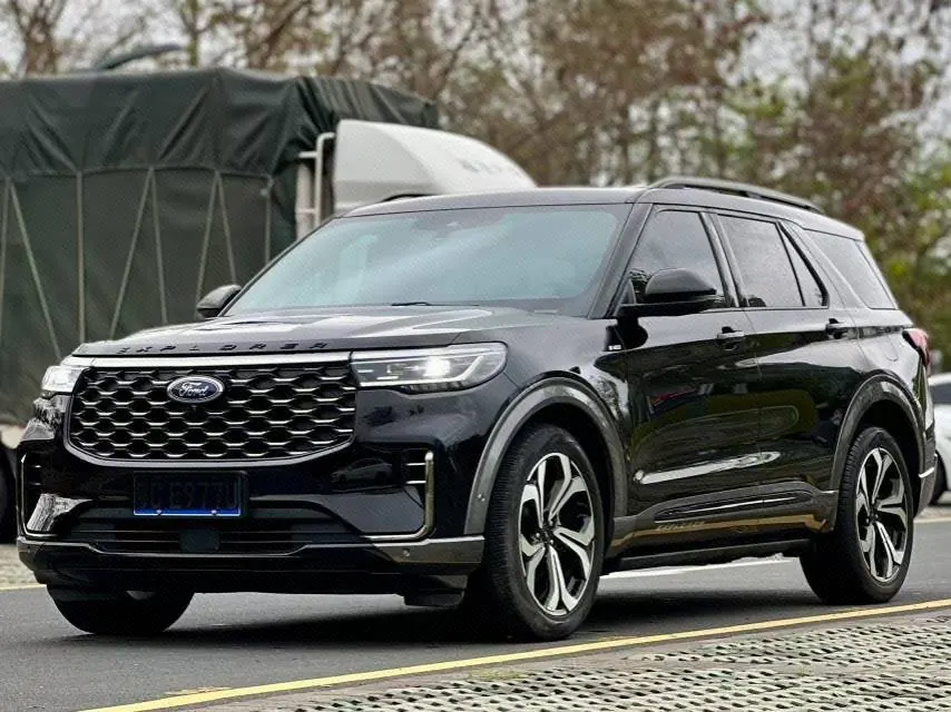 打开图片灯箱:Ford 2020 explorer 2.3T EcoBoost 285 four-wheel drive sports version ST-LINE6 seat automatic gear