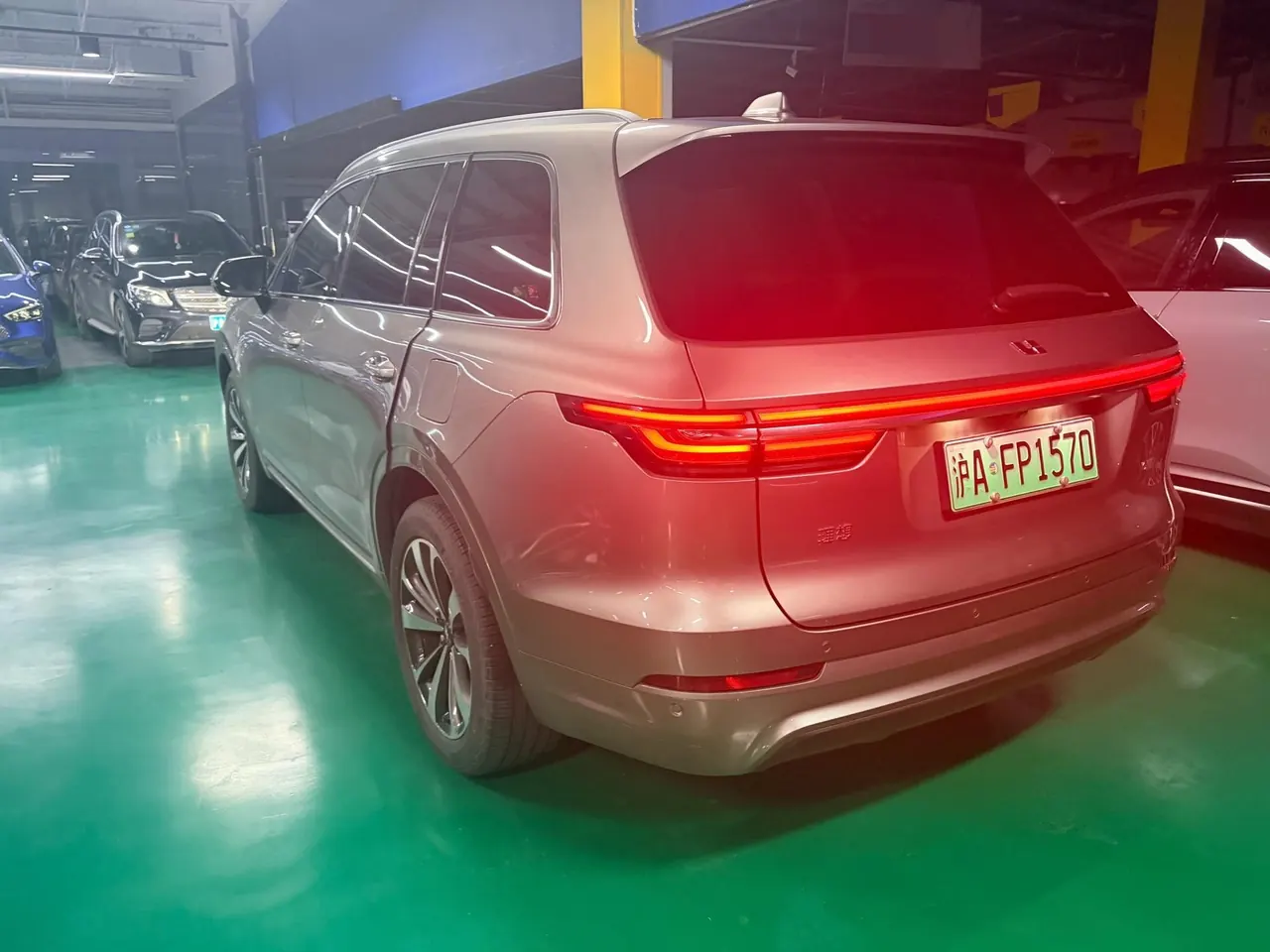 Li 2020 ONE 1.2T extended range 7-seat automatic gear 5