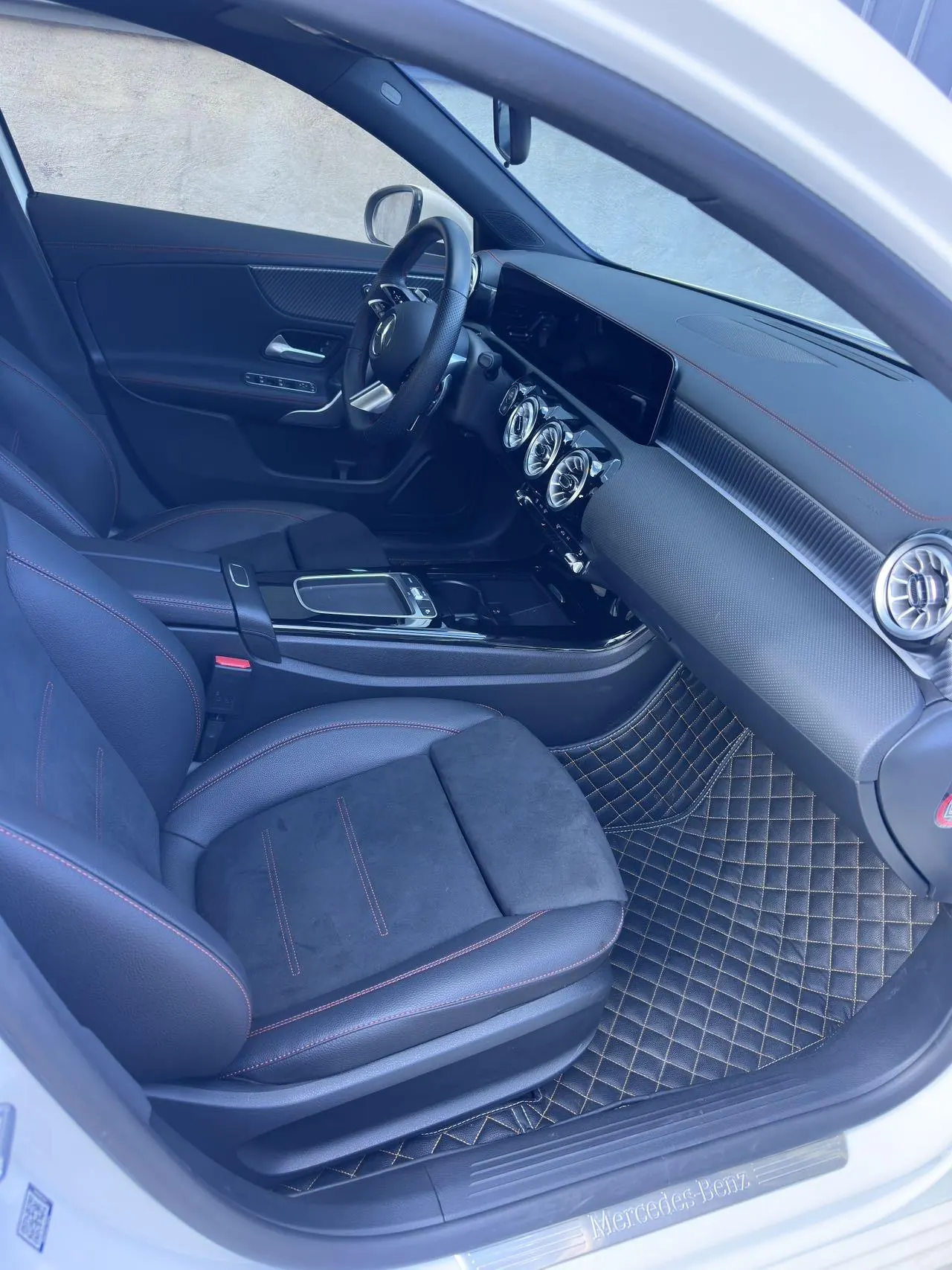 Mercedes Benz A- Class 2024 model A 200 L 1.3T Luxury Edition Automatic 4