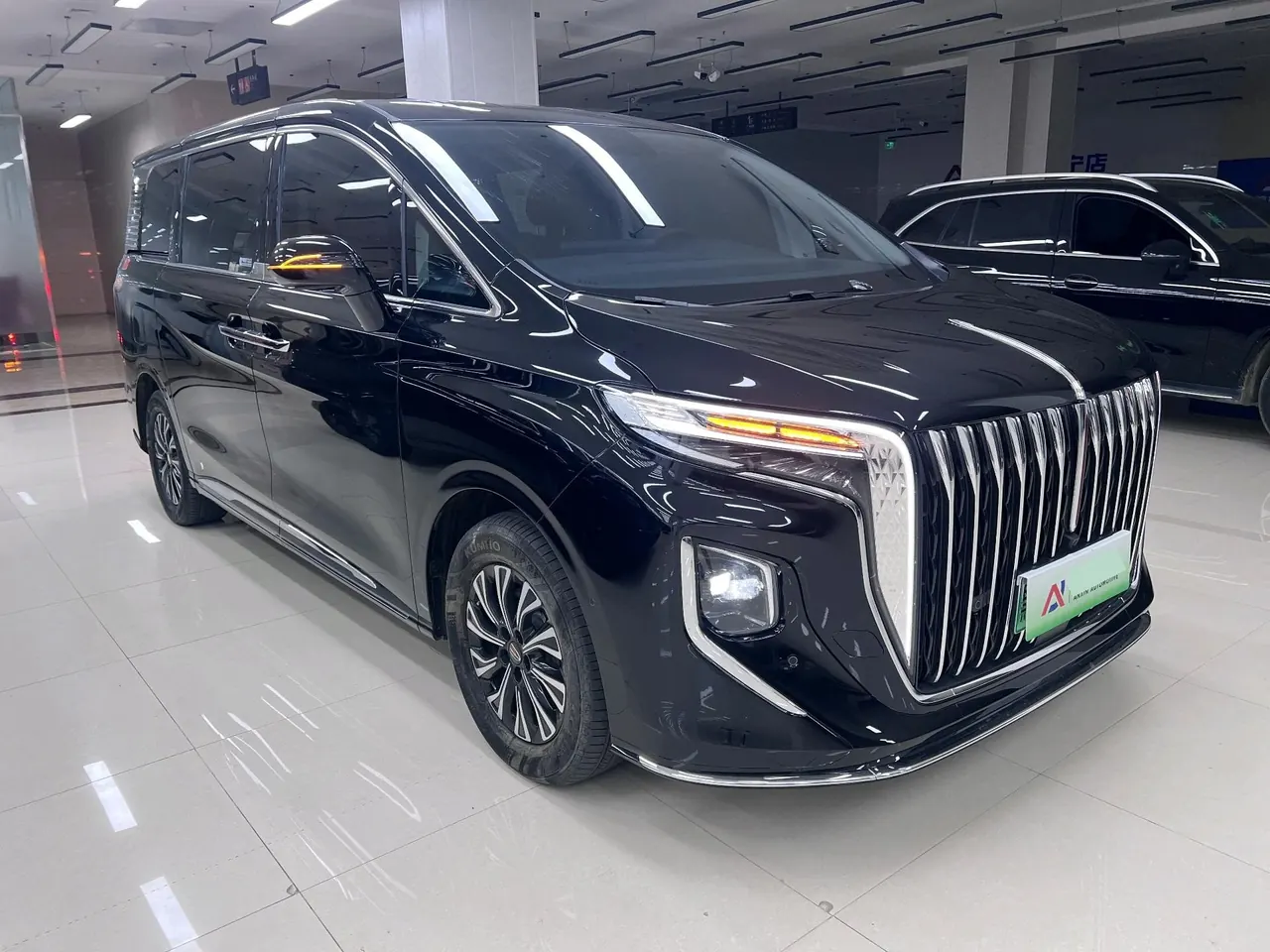 HongQi 2024 HQ9 PHEV 2.0T 4WD Business Edition Welfare Edition Automatic Gear 3
