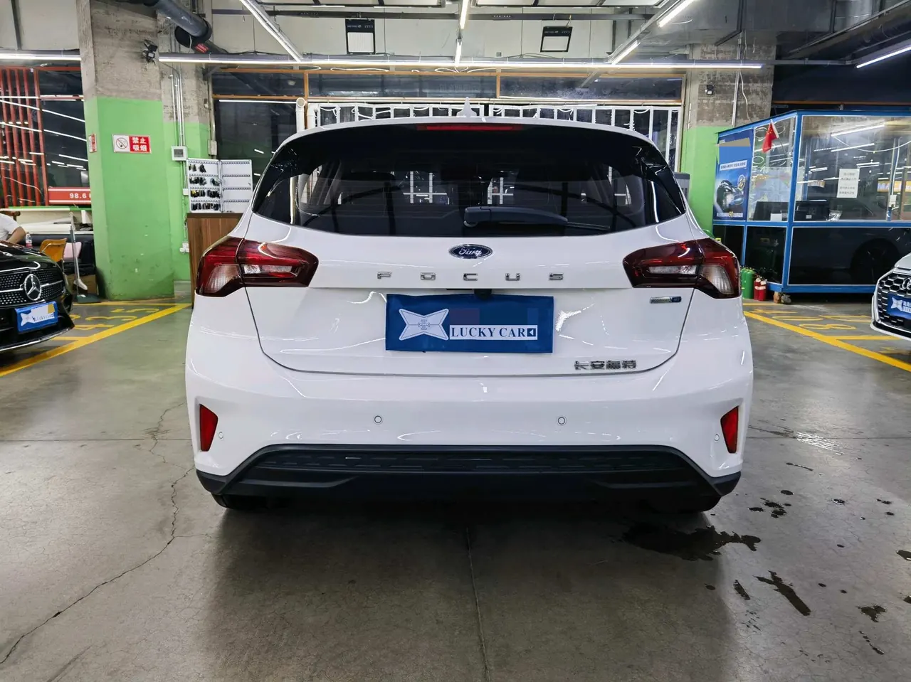 Ford 2022 Fox-hatchback 1.5T EcoBoost 180 Racing Edition Automatic Gear 9