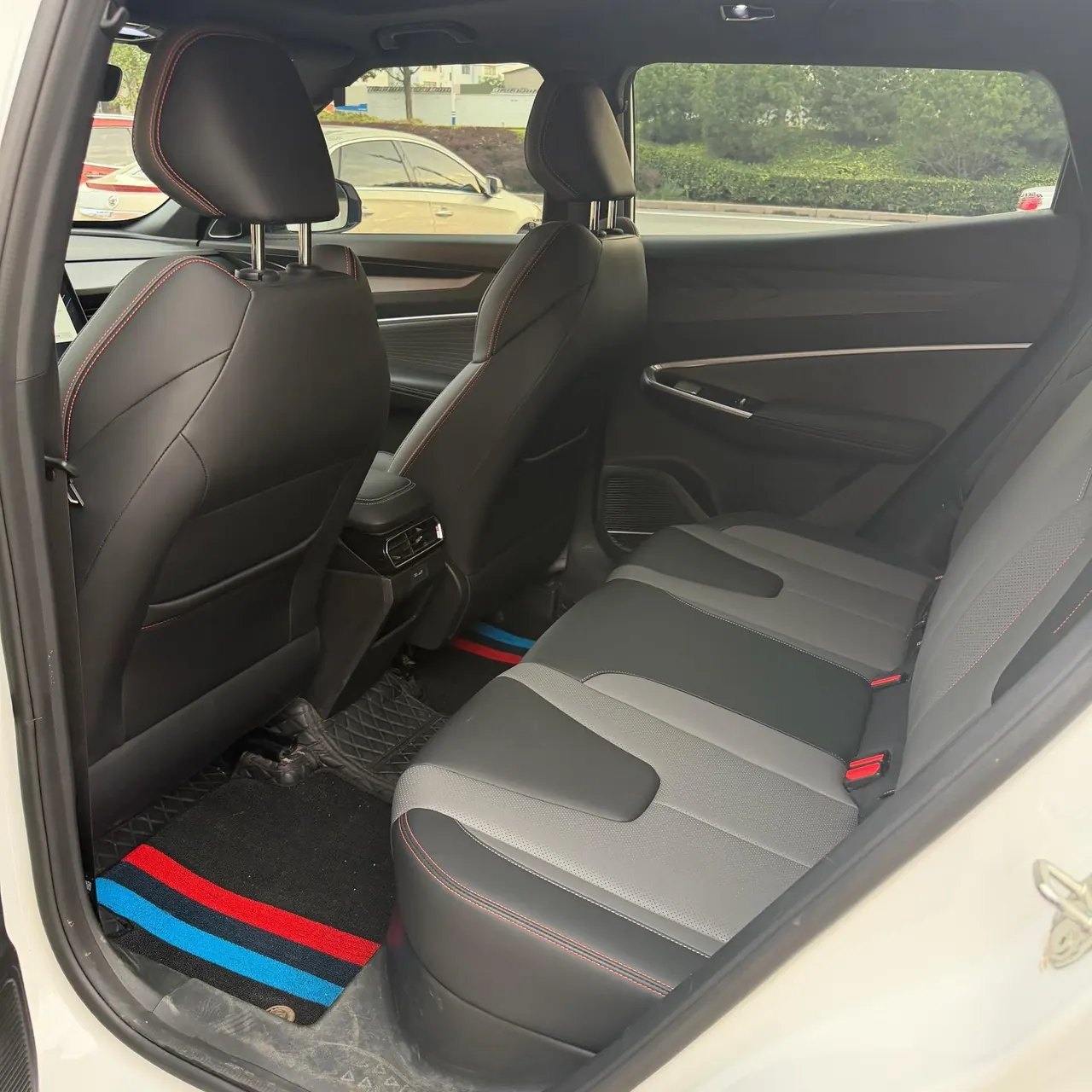 Geely 2023 Boyue COOL 1.5TD COOL Smart Auto 4