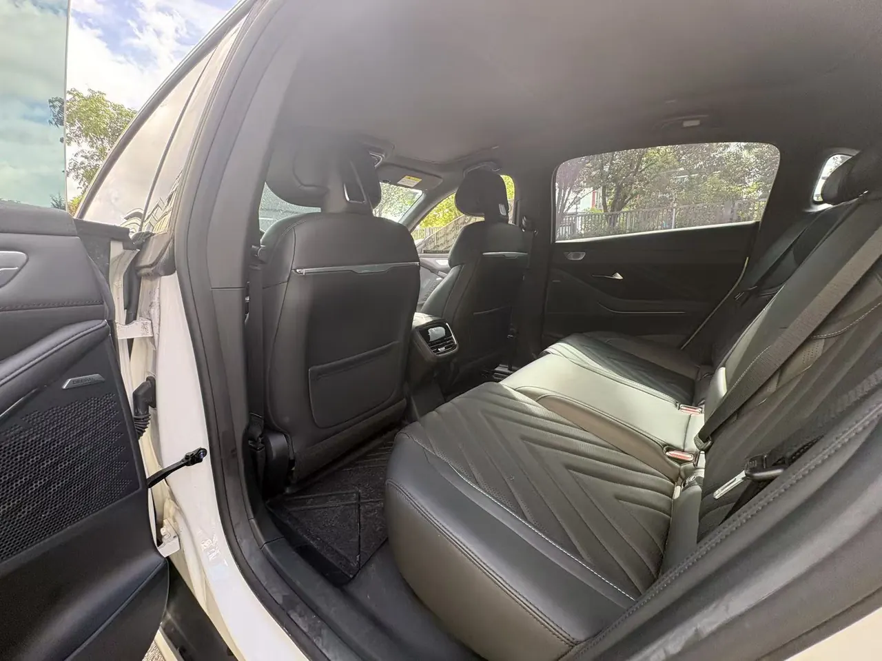 ChangAn Deepal 2022 SL 03 515 Pure Electric Edition Automatic Gear 4