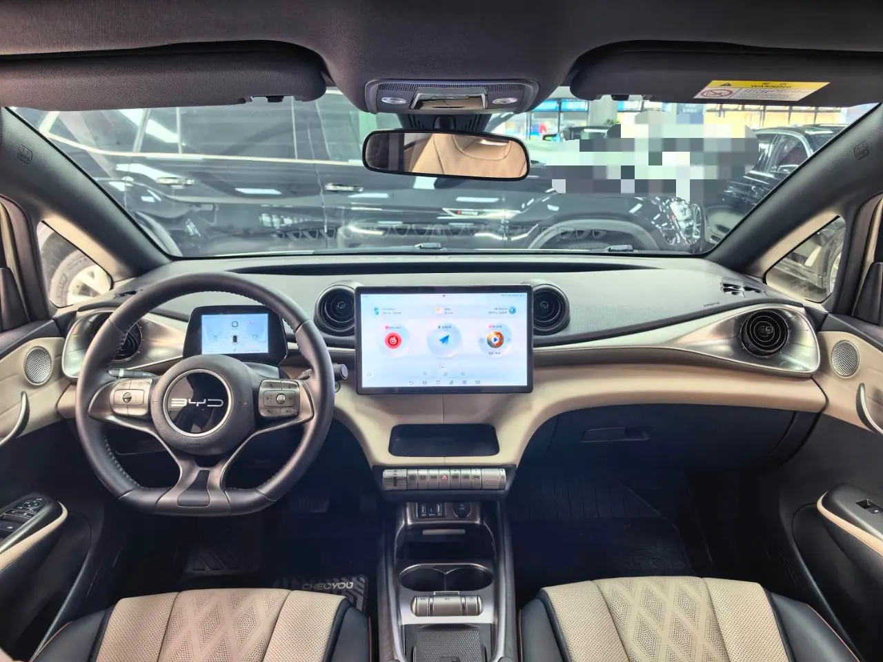 BYD 2023 Dolphin 420km Fashion Edition Automatic 14