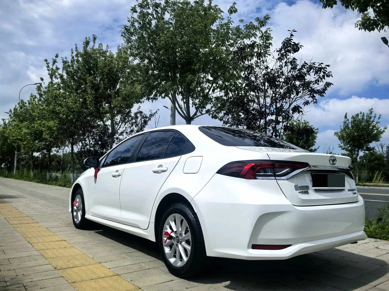 Toyota 2021 corolla 1.2T stepless elite PLUS version of automatic gear 3