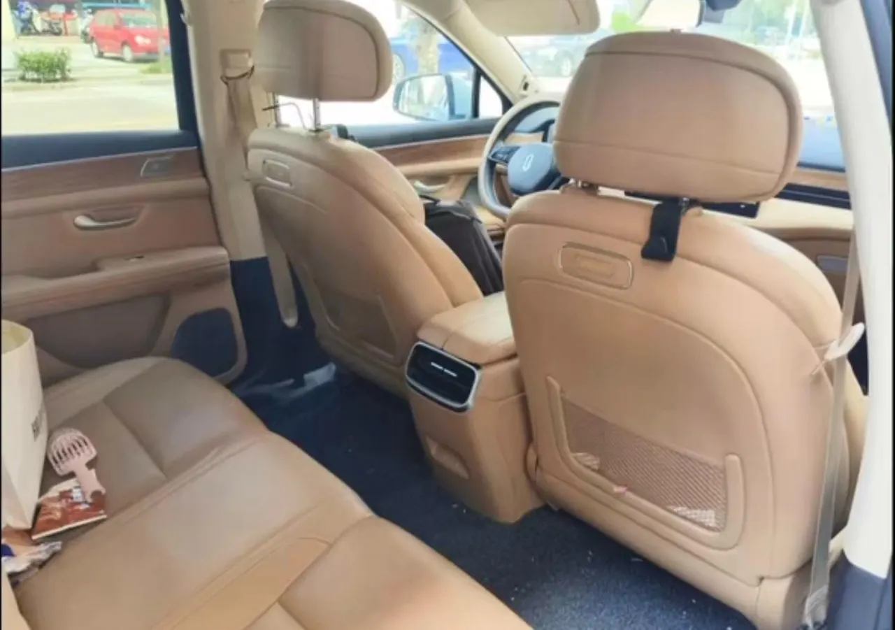 AITO 2023 AITO M5 extended range rear drive standard version automatic gear 3