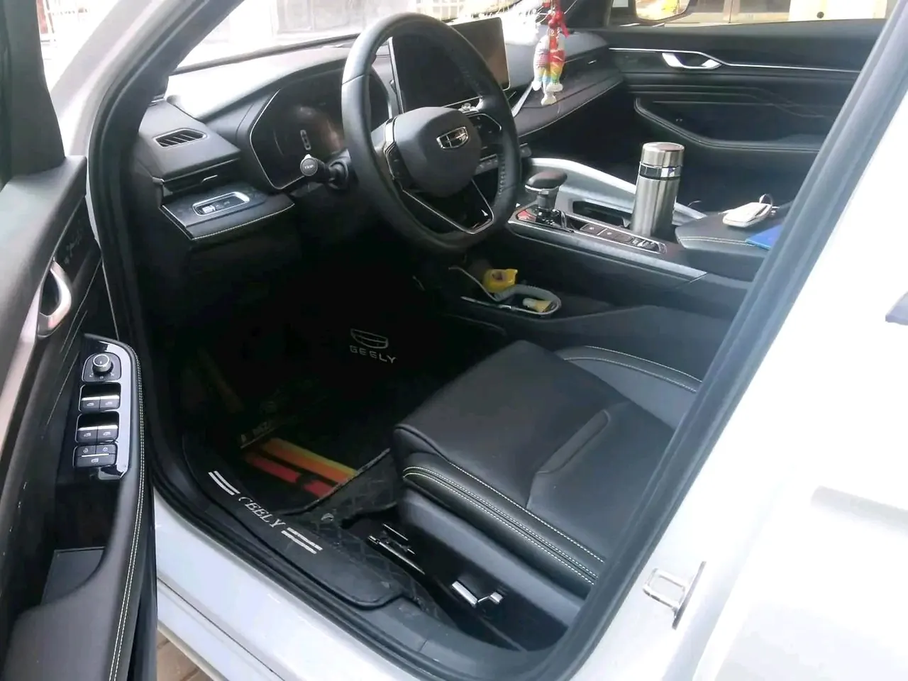 Geely 2023 xingrui 1.5TD rocking version of automatic gear 3