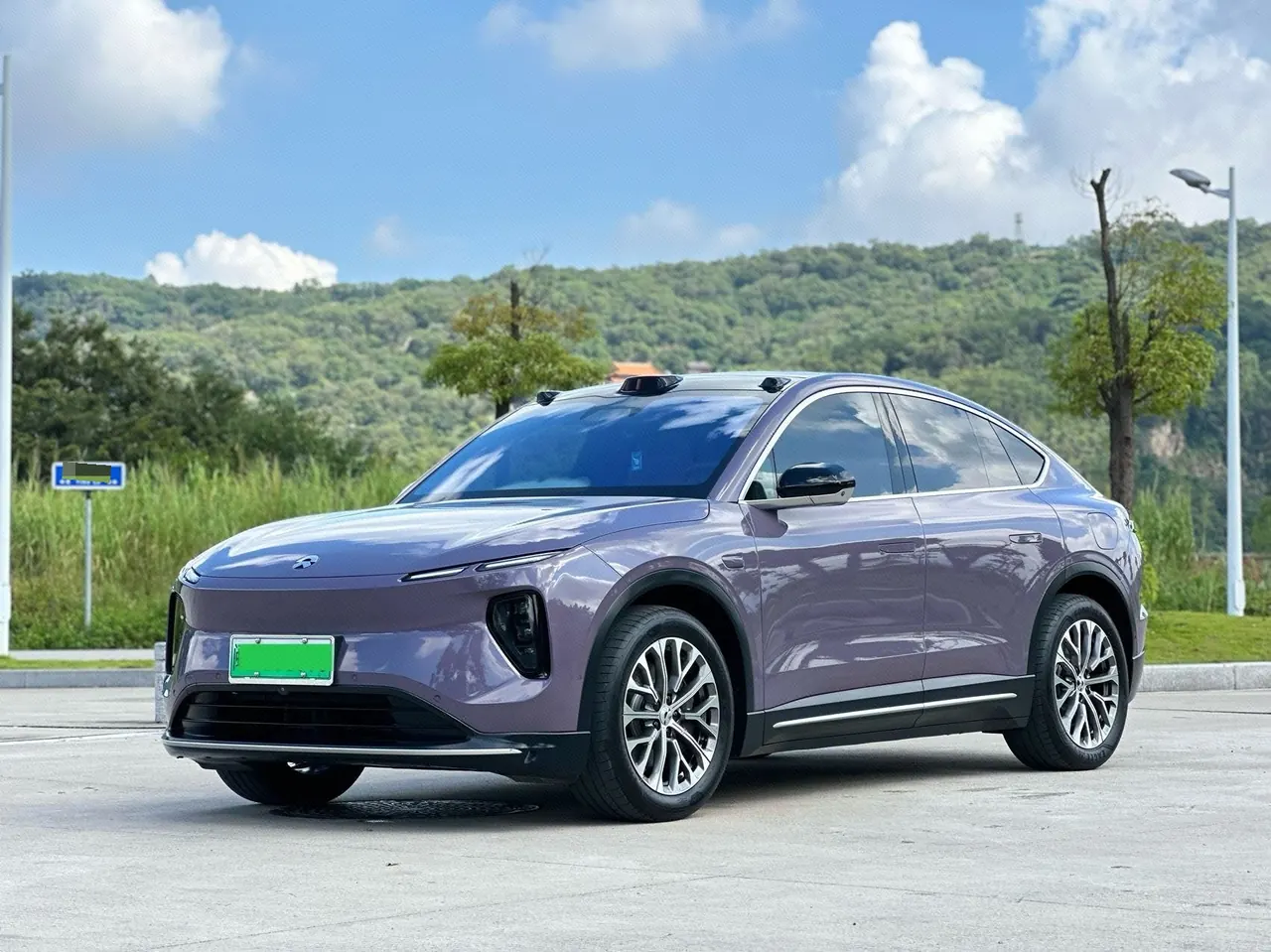 Open image lightbox: NIO 2023 EC6 75kWh automatic transmission