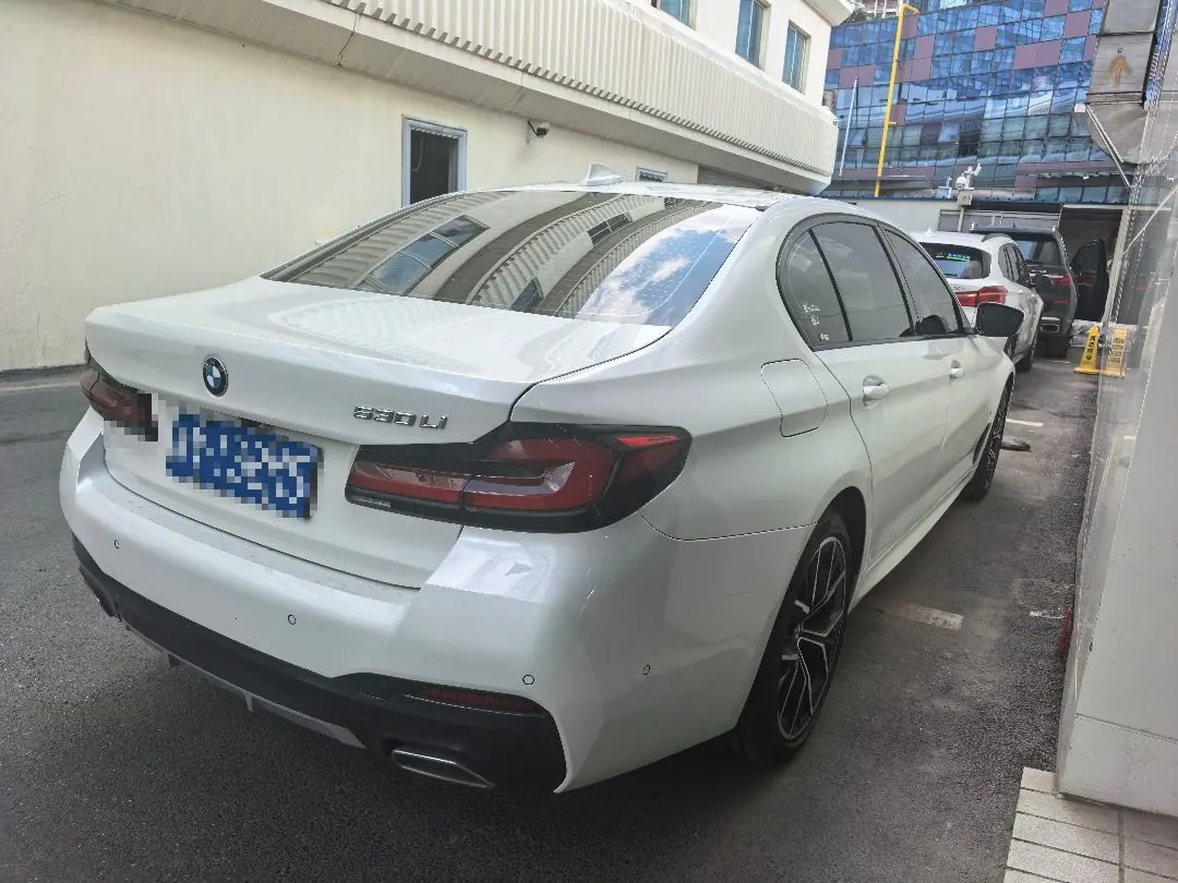BMW 5 Series 2022 530Li 2.0T Exclusive M Sports Suit (Change 3) Automatic Gear 4