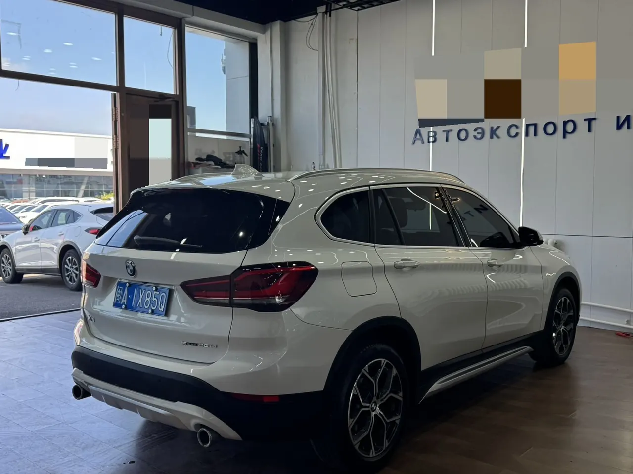 BMW 2022 X1 sDrive20Li 1.5T fashion automatic gear 9