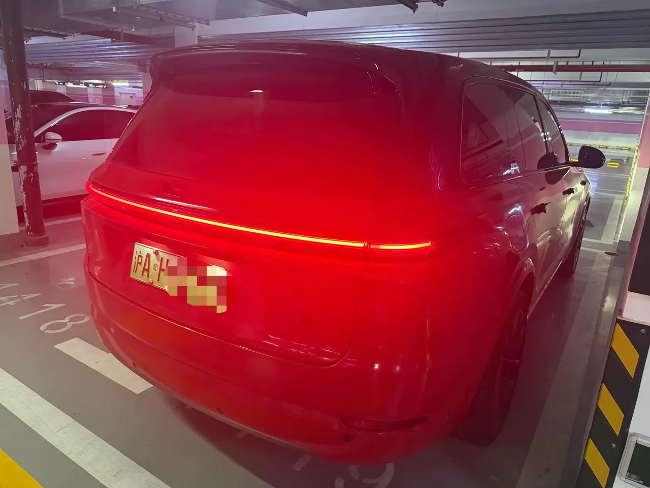 Li 2022 L9 1.5T Max Edition Automatic Gear 9