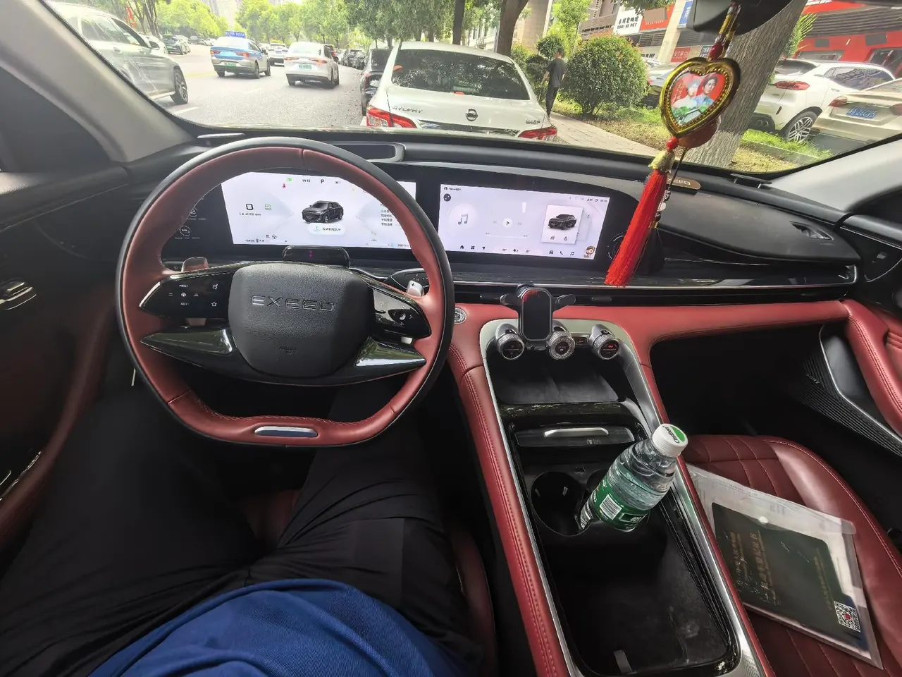 Xingtu 2023 Eta Eta Eta 2.0T 400T Four-wheel Drive Premium Flying Fish Edition Automatic Gear 5
