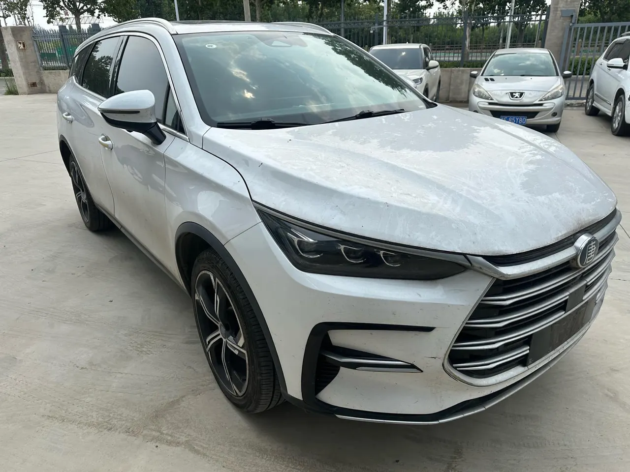 BYD Tang New Energy 2021 Tang DM-i 1.5T Stepless 112KM Honorable Automatic Gear 4