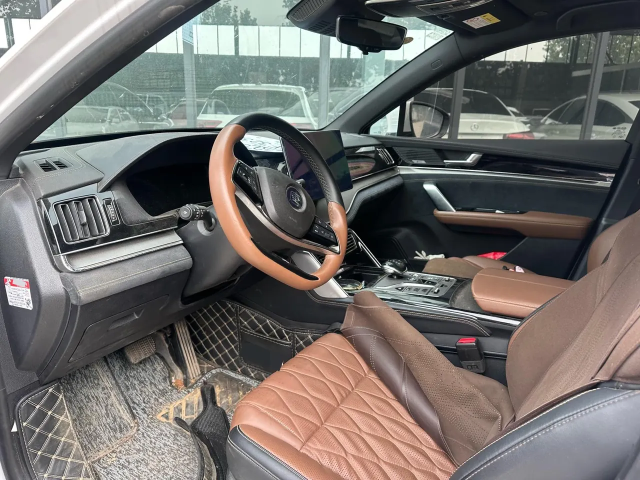 BYD Tang New Energy 2021 Tang DM-i 1.5T Stepless 112KM Honorable Automatic Gear 6