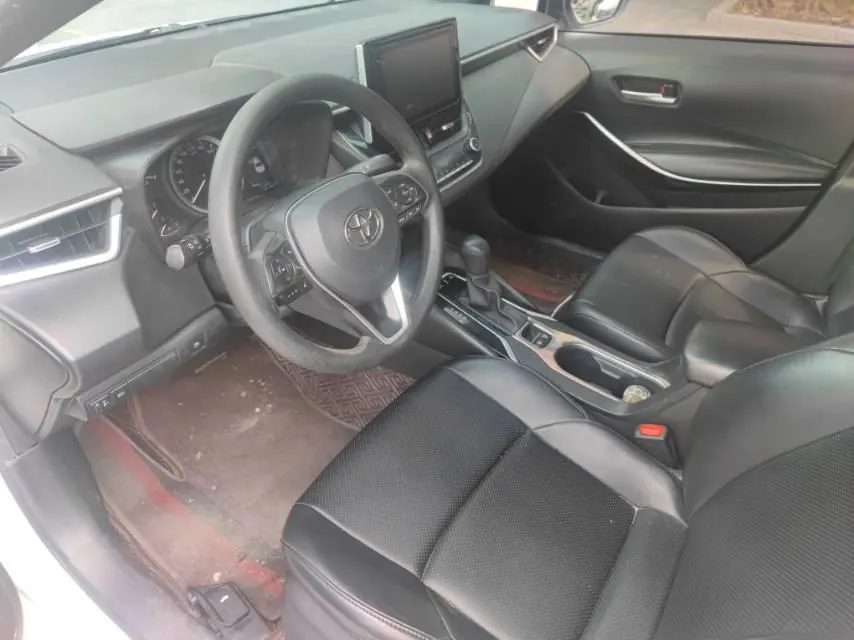 Toyota 2022 Lei Ling Shuangqing 1.8H Stepless Deluxe Edition Automatic Gear 3