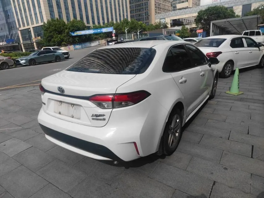 Toyota 2022 Lei Ling Shuangqing 1.8H Stepless Deluxe Edition Automatic Gear 6