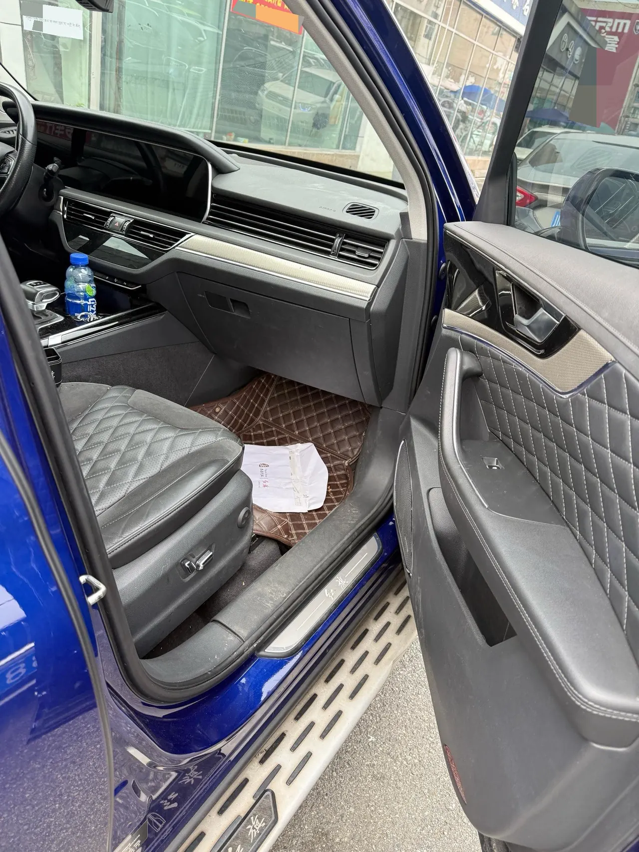 HongQi 2022 HS5 2.0T 4-wheel drive smart flag-sharing version automatic gear 2