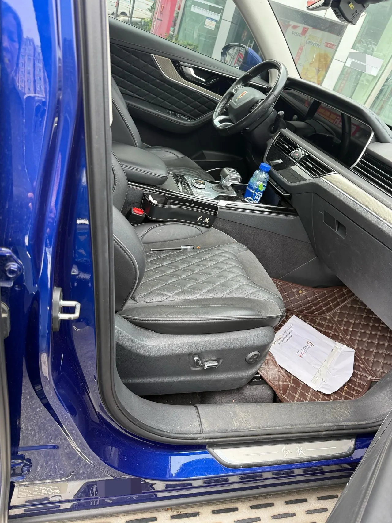HongQi 2022 HS5 2.0T 4-wheel drive smart flag-sharing version automatic gear 3