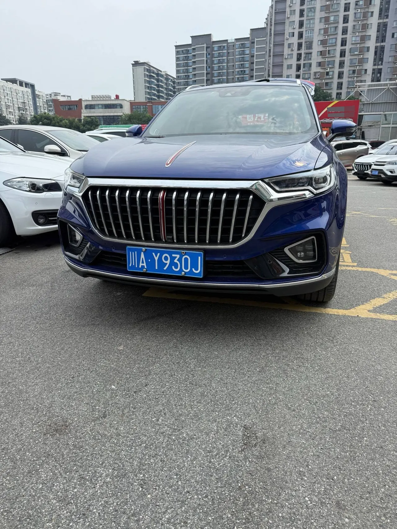 HongQi 2022 HS5 2.0T 4-wheel drive smart flag-sharing version automatic gear 5