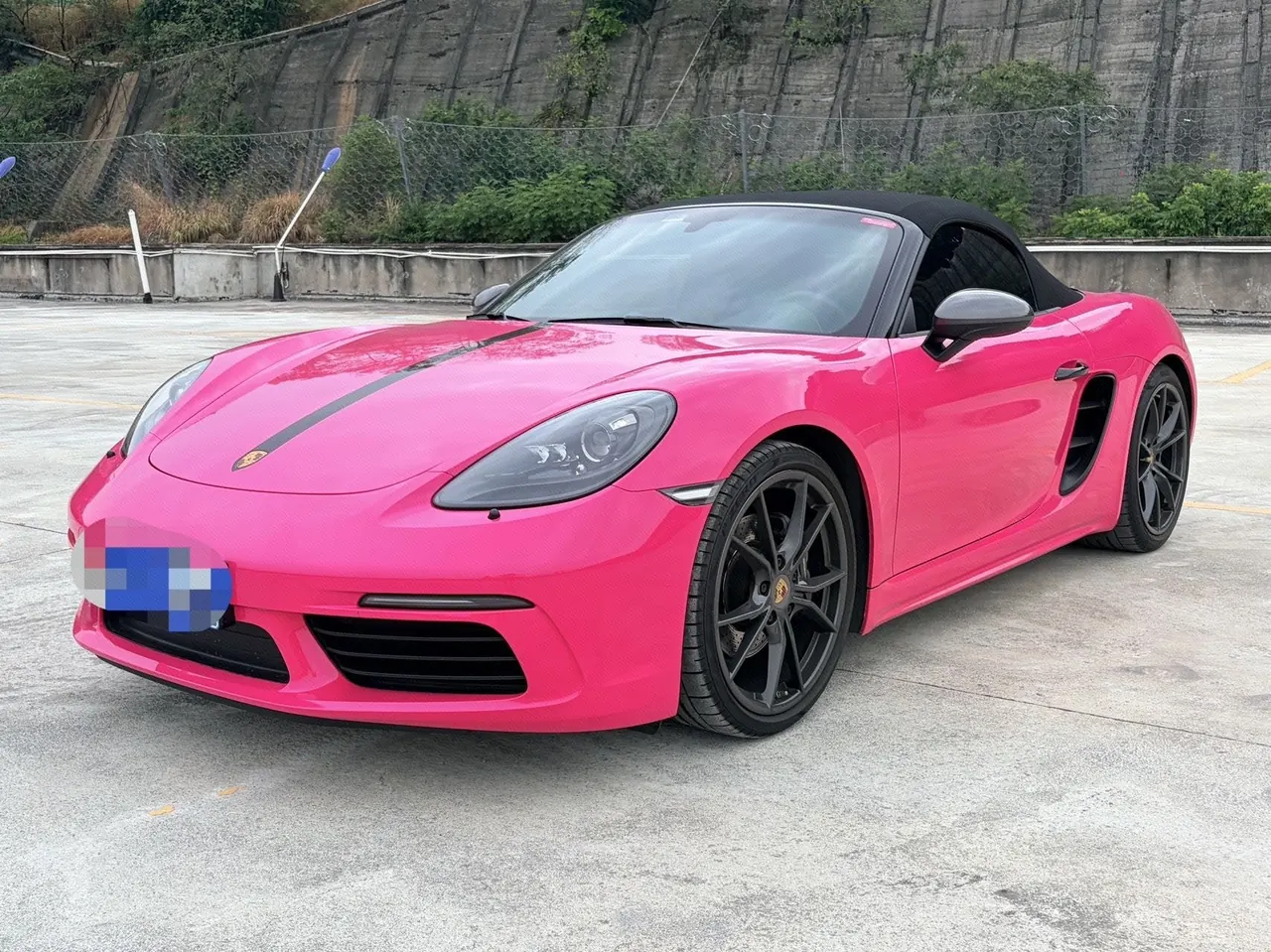 Open image lightbox: Porsche 718 (Imported) 2022 718 Boxter T 2.0T Automatic