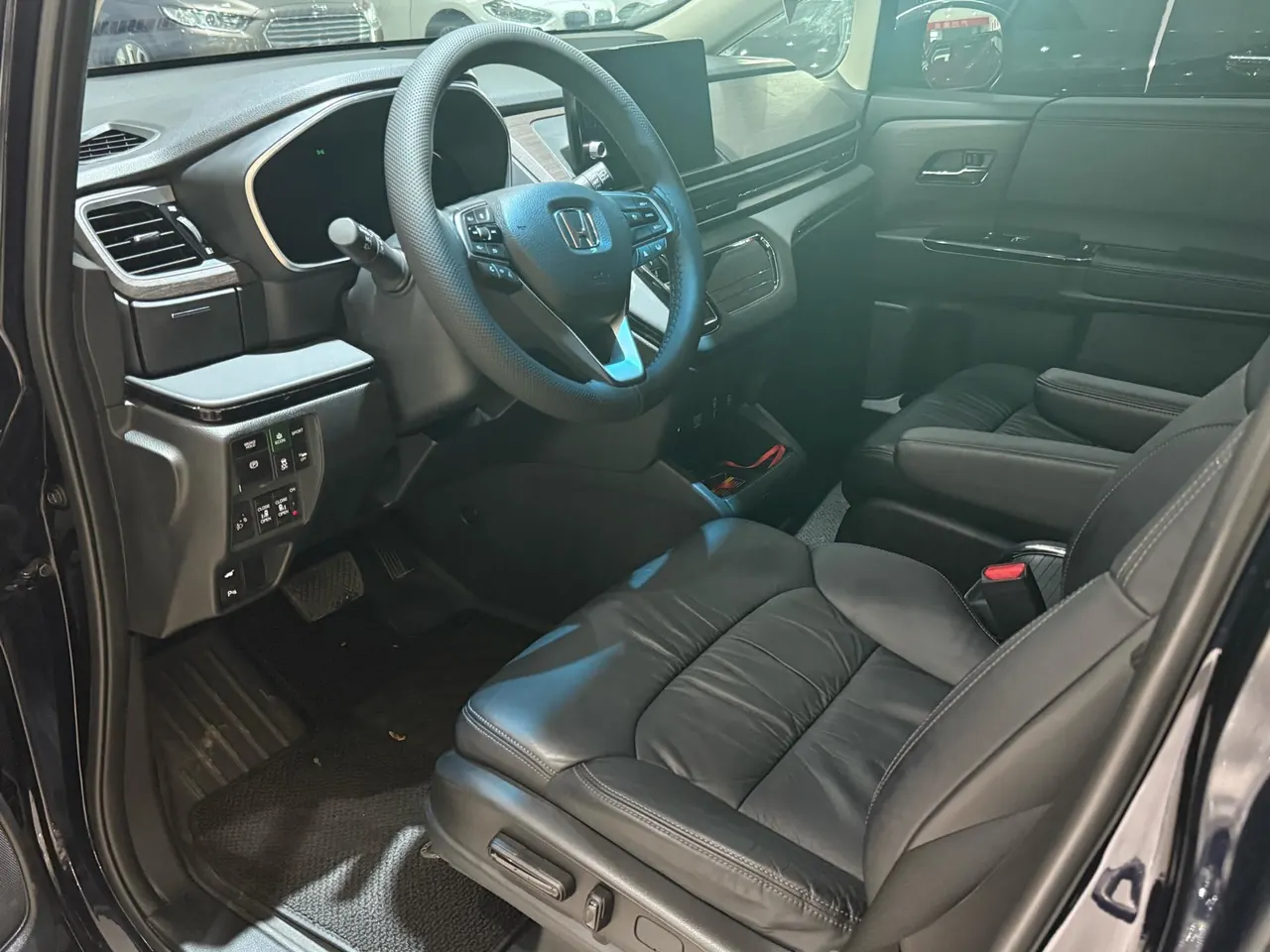 Honda 2022 Odyssey Hybrid 2.0 Stepless Sharp and Leading Edition Automatic Gear 5