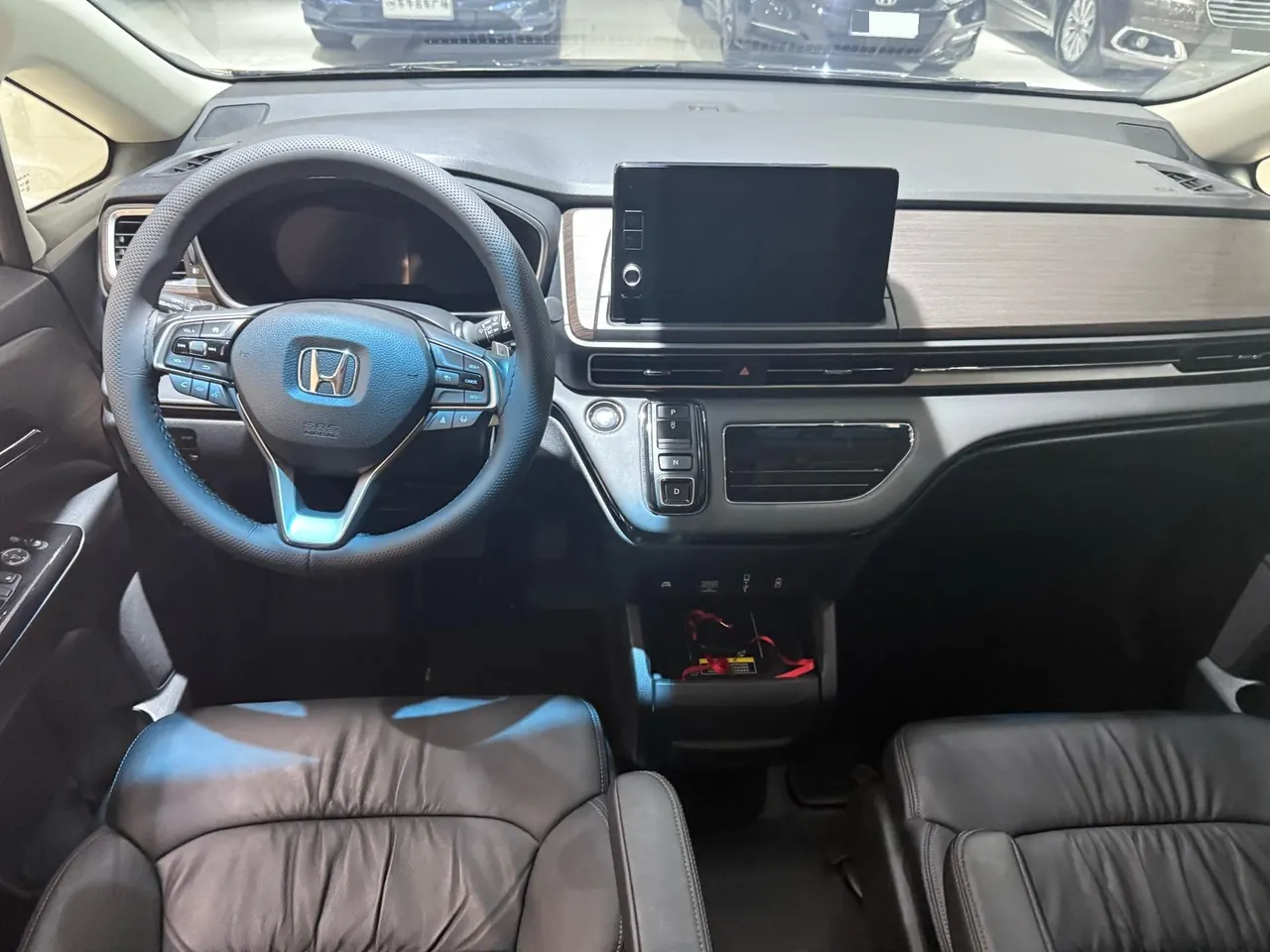 Honda 2022 Odyssey Hybrid 2.0 Stepless Sharp and Leading Edition Automatic Gear 7