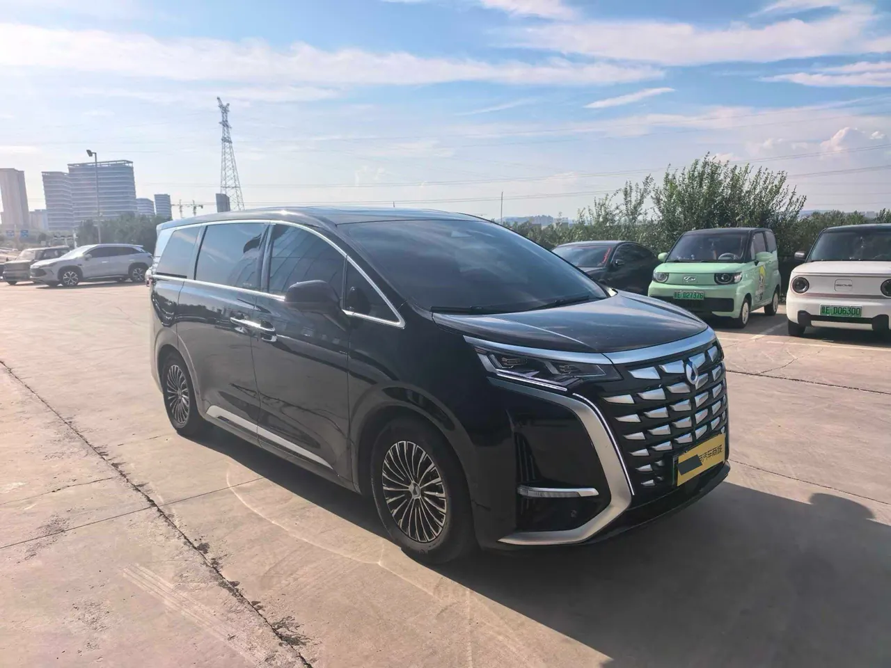 Denza 2022 Denza D9 DM-i 1.5T stepless 970 four-wheel drive flagship automatic gear 3