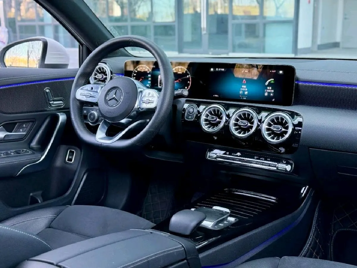 Mercedes Benz Class A 2022 A 200 L 1.3T Fashion (Change 3) Automatic 7