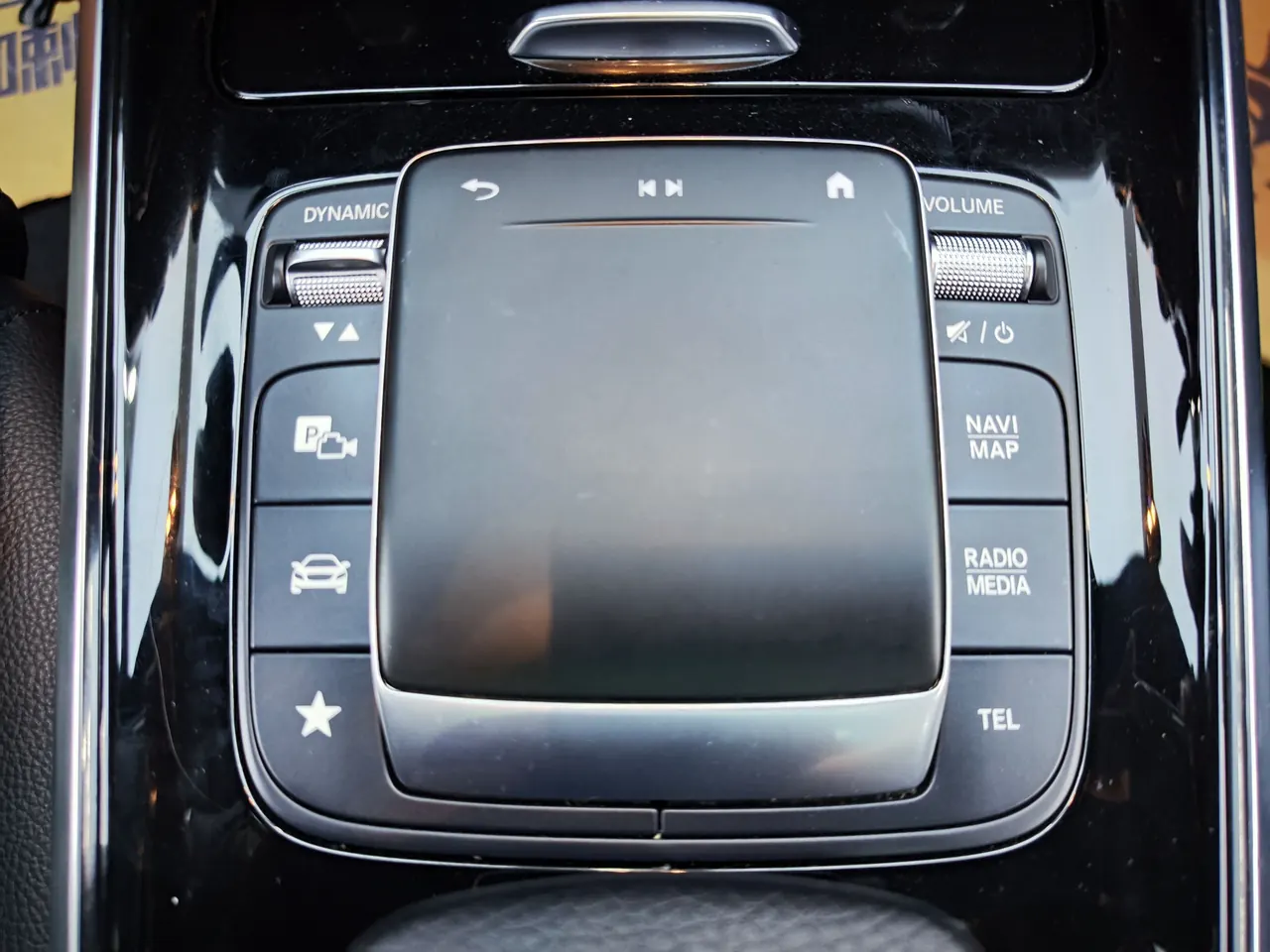 Mercedes Benz 2020 GLB 180 1.3T Dynamic Automatic 18