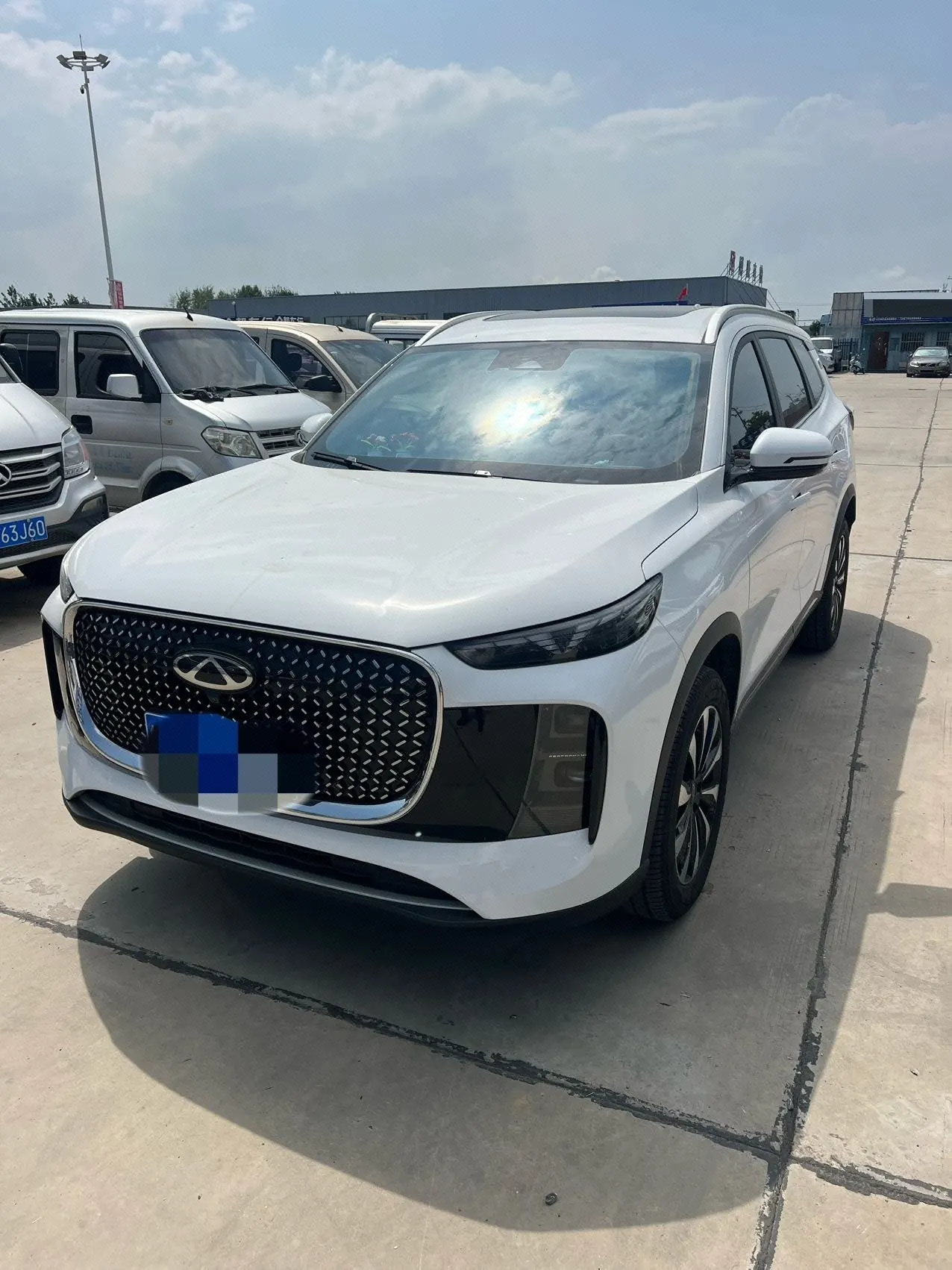 Open image lightbox: Chery 2025 Tiggo 8 PLUS 1.6TGDI 290TGDI Luxury Automatic Gear